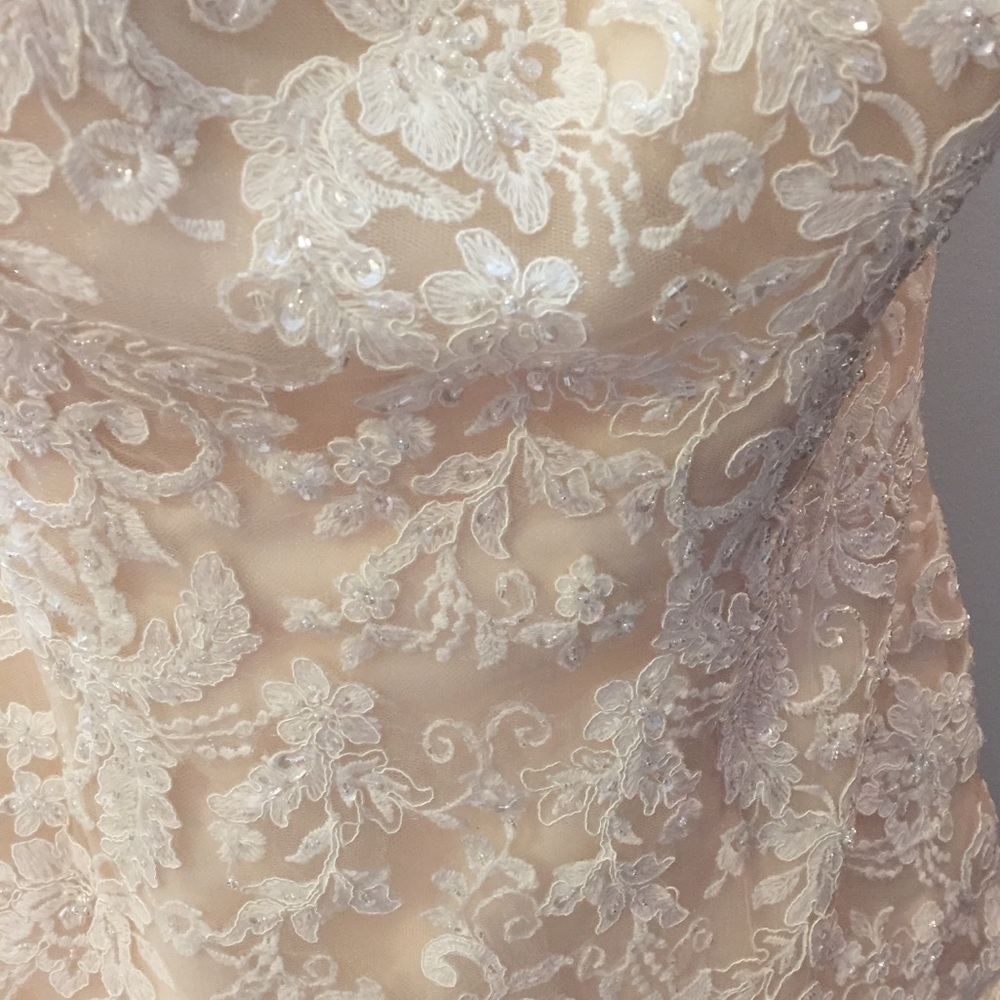 BRAND NEW! Alfred Angelo wedding dress - Picture 7 of 8